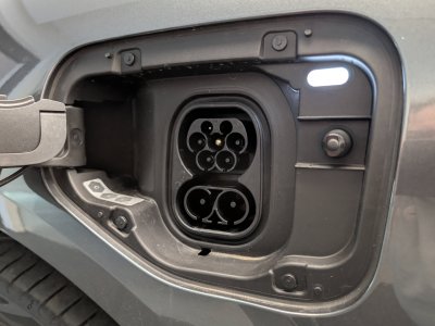 Audi Q3 HYBRIDE e-hybrid 272 ch S tronic 6 S line   - 7