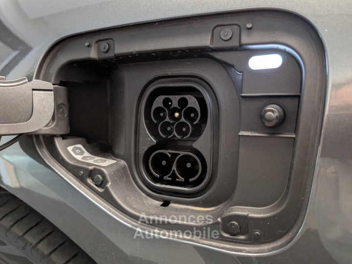 Audi Q3 HYBRIDE e-hybrid 272 ch S tronic 6 S line - 7