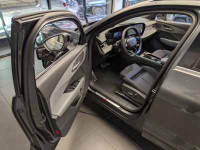 Audi Q3 HYBRIDE e-hybrid 272 ch S tronic 6 S line   - 15