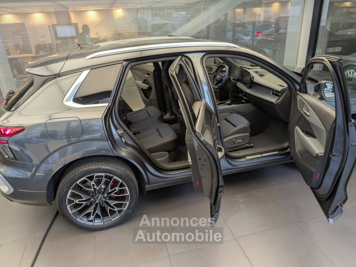 Audi Q3 HYBRIDE e-hybrid 272 ch S tronic 6 S line - 18