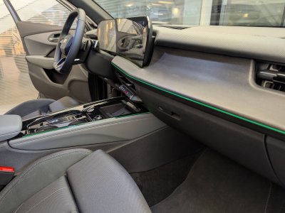 Audi Q3 HYBRIDE e-hybrid 272 ch S tronic 6 S line   - 19