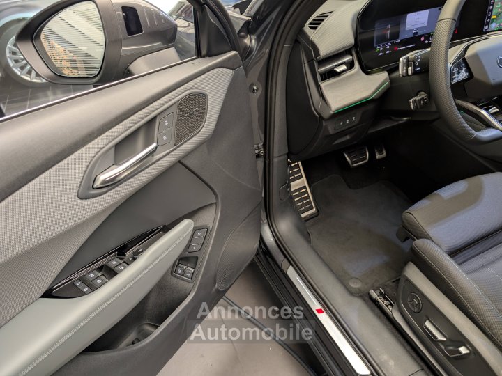 Audi Q3 HYBRIDE e-hybrid 272 ch S tronic 6 S line - 21