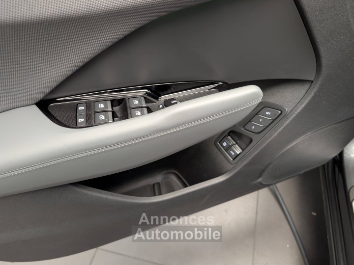 Audi Q3 HYBRIDE e-hybrid 272 ch S tronic 6 S line - 22