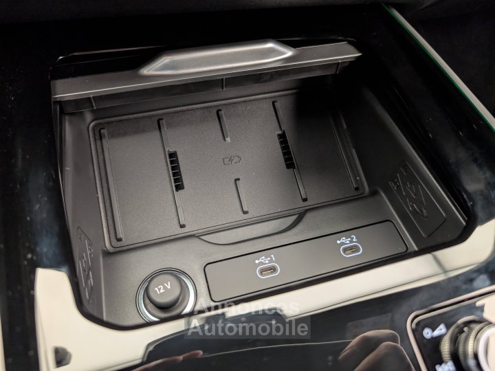 Audi Q3 HYBRIDE e-hybrid 272 ch S tronic 6 S line - 27