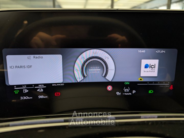 Audi Q3 HYBRIDE e-hybrid 272 ch S tronic 6 S line - 33