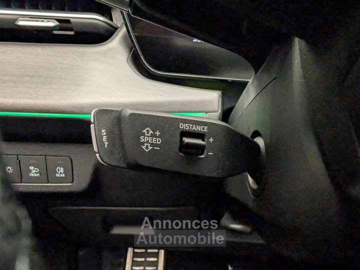 Audi Q3 HYBRIDE e-hybrid 272 ch S tronic 6 S line - 35