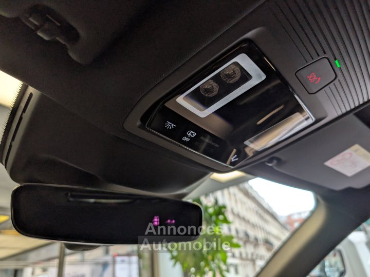 Audi Q3 HYBRIDE e-hybrid 272 ch S tronic 6 S line - 42