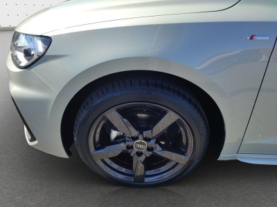 Audi A1 Sportback 25 TFSI S line*Alu*PDC*Audi Connect   - 12