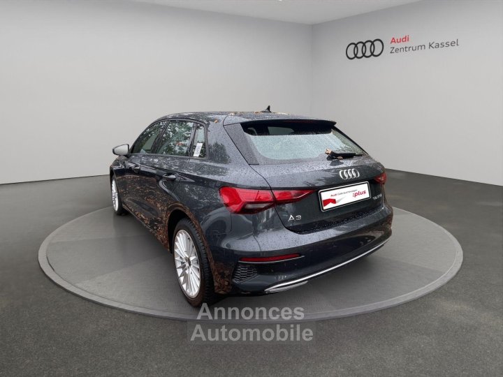 Audi A3 Sportback 30 TFSI LED Navi PDC%2B Teilleder - 3