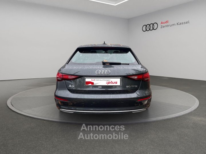 Audi A3 Sportback 30 TFSI LED Navi PDC%2B Teilleder - 4