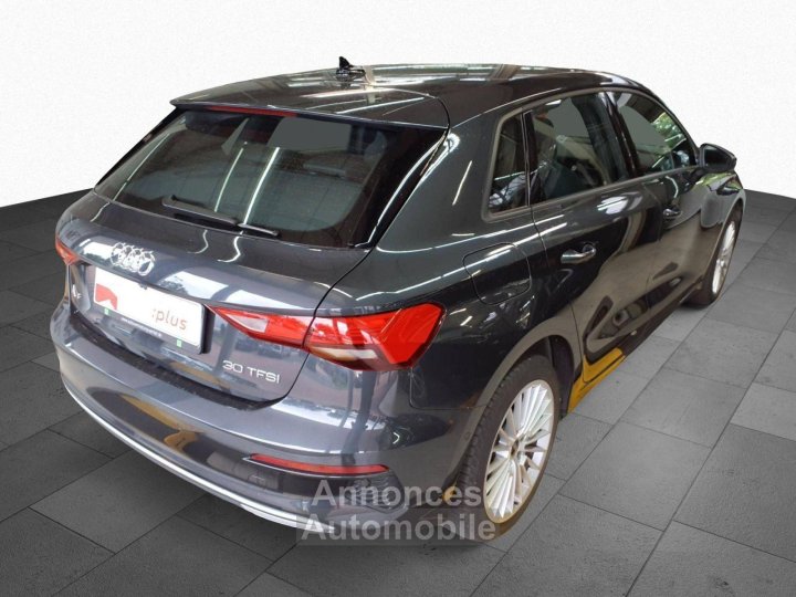 Audi A3 Sportback 30 TFSI LED Navi PDC%2B Teilleder - 2