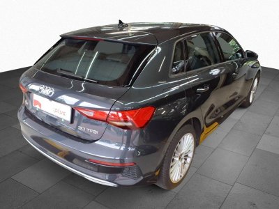 Audi A3 Sportback 30 TFSI LED Navi PDC%2B Teilleder   - 6