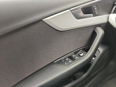 Audi A4 Avant 35 20 TFSI S line S-tronic SHZ AHK ACC   - 13