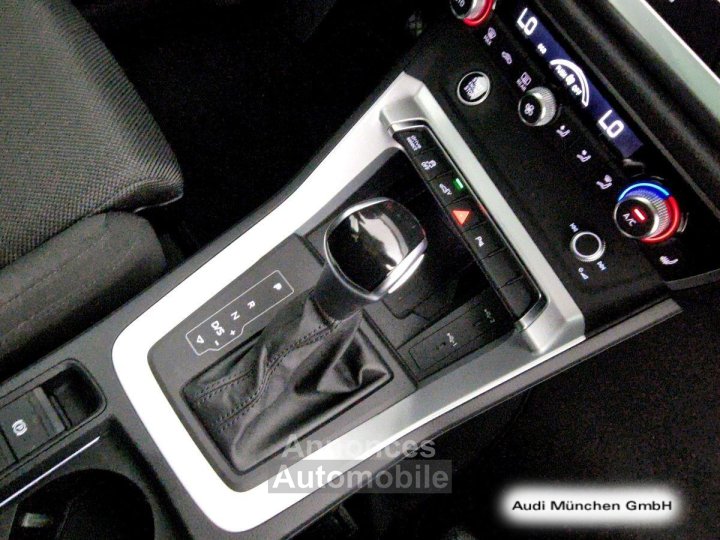 Audi Q3 45 TFSI e S tronic Pano/SONOS/Navi%2B - 12