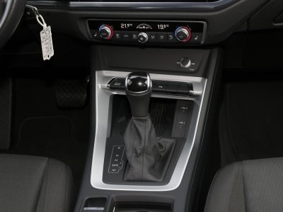 Audi Q3 45 TFSIe S-tronic   - 11