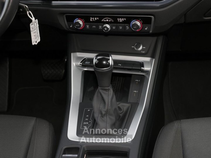 Audi Q3 45 TFSIe S-tronic - 11
