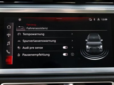 Audi Q3 45 TFSI e LM18 Kamera Smartph Interf SHZ   - 11