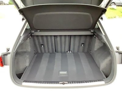 Audi Q3 35TFSI Advanced LED Scheinwerfer, Navi, Stand   - 8