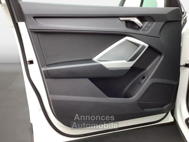 Audi Q3 35TFSI Advanced LED Scheinwerfer, Navi, Stand - 10