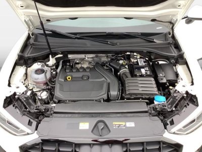 Audi Q3 35TFSI Advanced LED Scheinwerfer, Navi, Stand   - 12