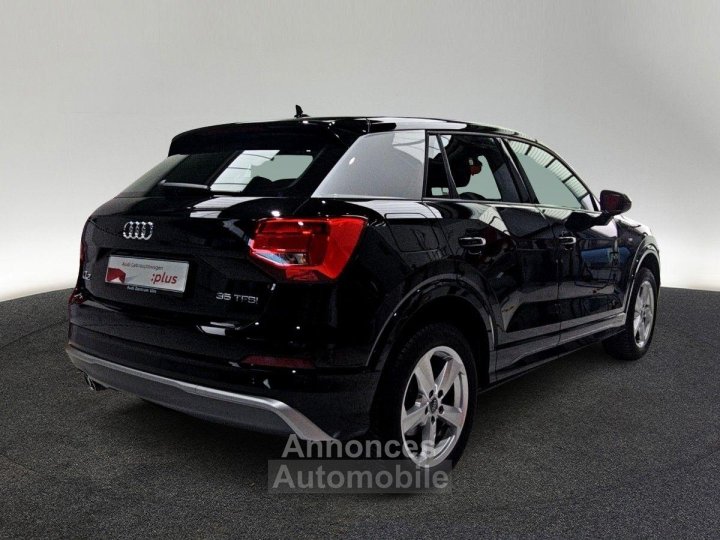 Audi Q2 35 TFSI S-Line 17 ACC AHK-VORB NAVI PDC SHZ - 4