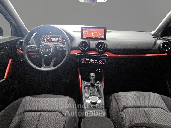 Audi Q2 35 TFSI S-Line 17 ACC AHK-VORB NAVI PDC SHZ - 9