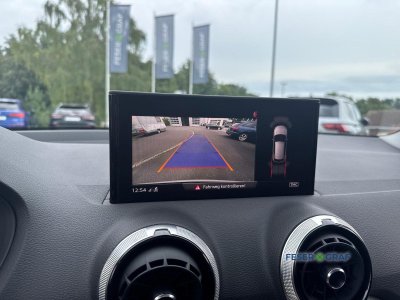 Audi Q2 S line 35 TFSI S tronic Matrix Panorama Navi   - 9