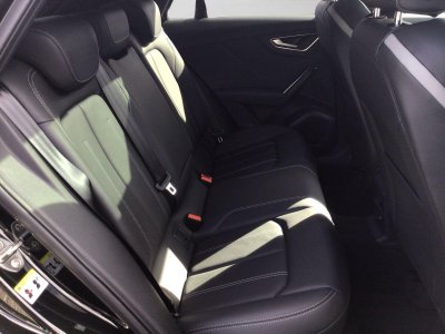 Audi Q2 35 TFSI 2x S LINE LM19 PANO MATRIX BuO   - 6