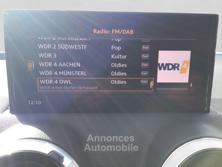 Audi Q2 35 TFSI 2x S LINE LM19 PANO MATRIX BuO - 13