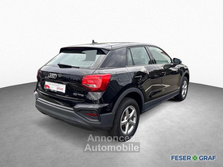 Audi Q2 30 TFSI Kamera-Car Play-SHZ- - 6