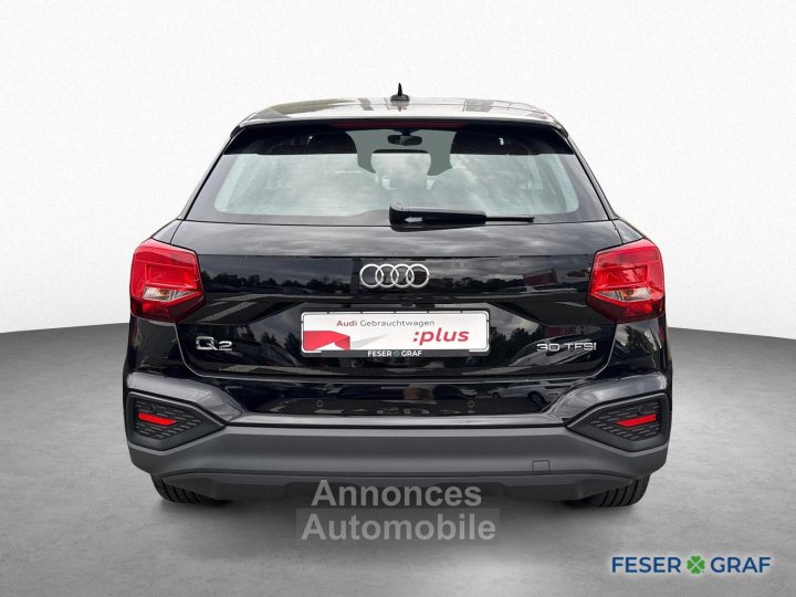 Audi Q2 30 TFSI Kamera-Car Play-SHZ- - 7