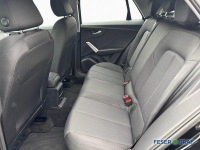 Audi Q2 30 TFSI Kamera-Car Play-SHZ-   - 14