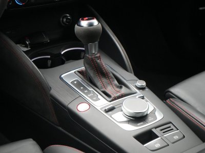 Audi RS3 Sportback MATRIX B&O LEDER RAUTE NAVI VIRT   - 10