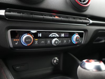 Audi RS3 Sportback MATRIX B&O LEDER RAUTE NAVI VIRT   - 13