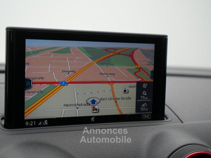Audi RS3 Sportback MATRIX B&O LEDER RAUTE NAVI VIRT - 14