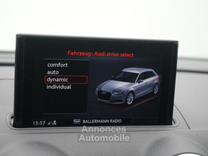 Audi RS3 PANO SHZ MATRIX ACC B&O INDIVIDUAL RAUTE - 9