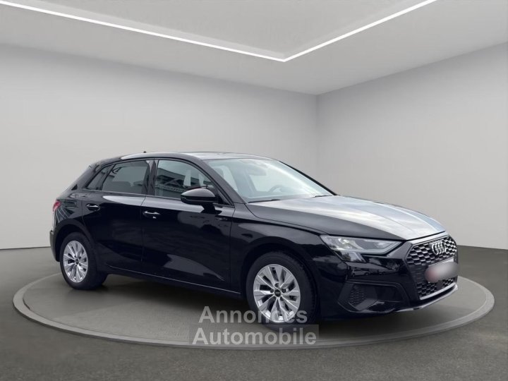 Audi A3 Sportback 14 40 TFSI e - 204 - BV S-Tronic 6 8Y S line PHASE 1 - 3