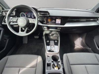 Audi A3 Sportback 14 40 TFSI e - 204 - BV S-Tronic 6 8Y S line PHASE 1 - 8