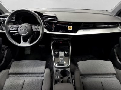 Audi A3 Sportback 14 40 TFSI e - 204 - BV S-Tronic 6 8Y S line PHASE 1 - 4