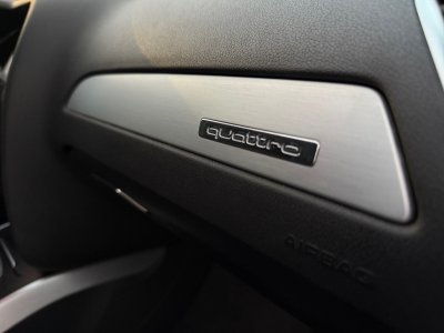 Audi A4 V6 30 TDI 240 DPF Quattro S line bang olufsen radar de stationnement entretien limpide ciel de toit noir garantie 12 mois   - 18