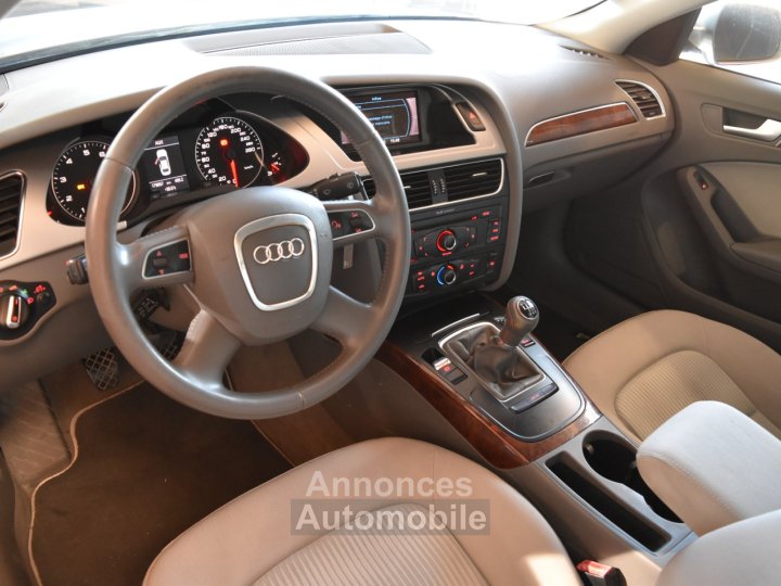 Audi A4 20 TFSI 180 Ambiente - 9