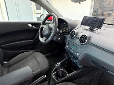 Audi A1 12 TFSI 86 CV Finition Attraction   - 12