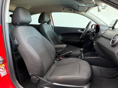 Audi A1 12 TFSI 86 CV Finition Attraction   - 13