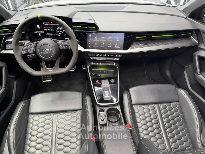 Audi RS3 SPORTBACK 25 TFSI 400 S tronic 7 Quattro / TOIT OUVRANT / PACK RS DESIGN / LIGNE RS - 12