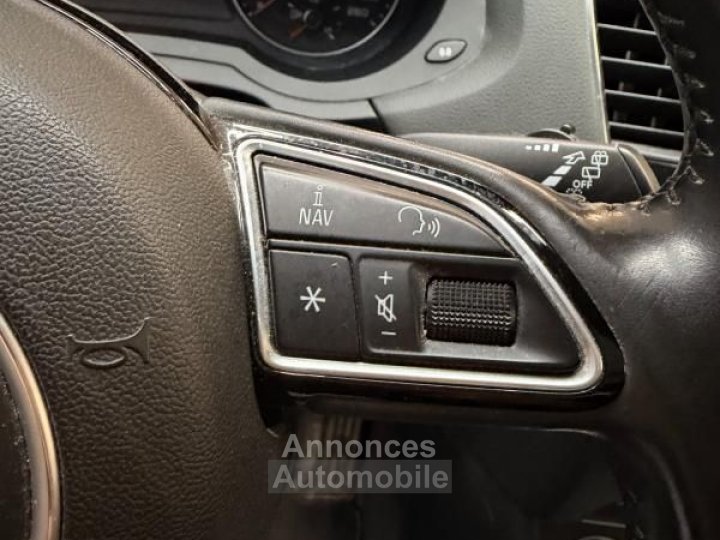 Audi Q3 20 TDI 150 AMBIENTE QUATTRO S-TRONIC BVA - 23