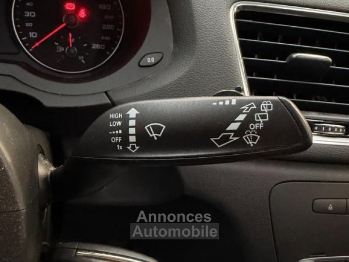 Audi Q3 20 TDI 150 AMBIENTE QUATTRO S-TRONIC BVA - 25