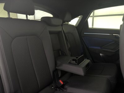 Audi Q3 Sportback 45 TFSIe  245 ch S tronic 6 S line   - 11