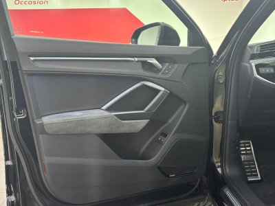 Audi Q3 Sportback 45 TFSIe  245 ch S tronic 6 S line   - 13