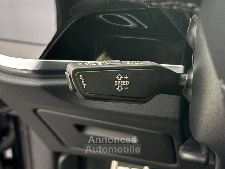 Audi Q3 Sportback 45 TFSIe  245 ch S tronic 6 S line - 22