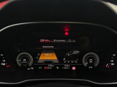 Audi Q3 Sportback 45 TFSIe  245 ch S tronic 6 S line   - 26